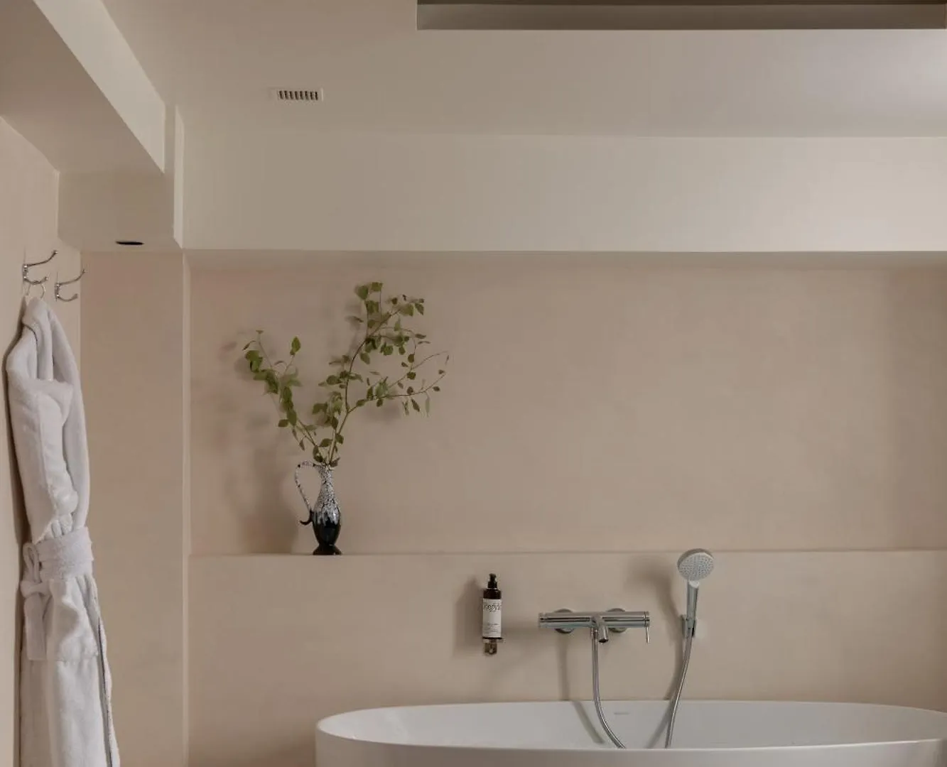 Mihotel Le Gourguillon Lyon Hotel