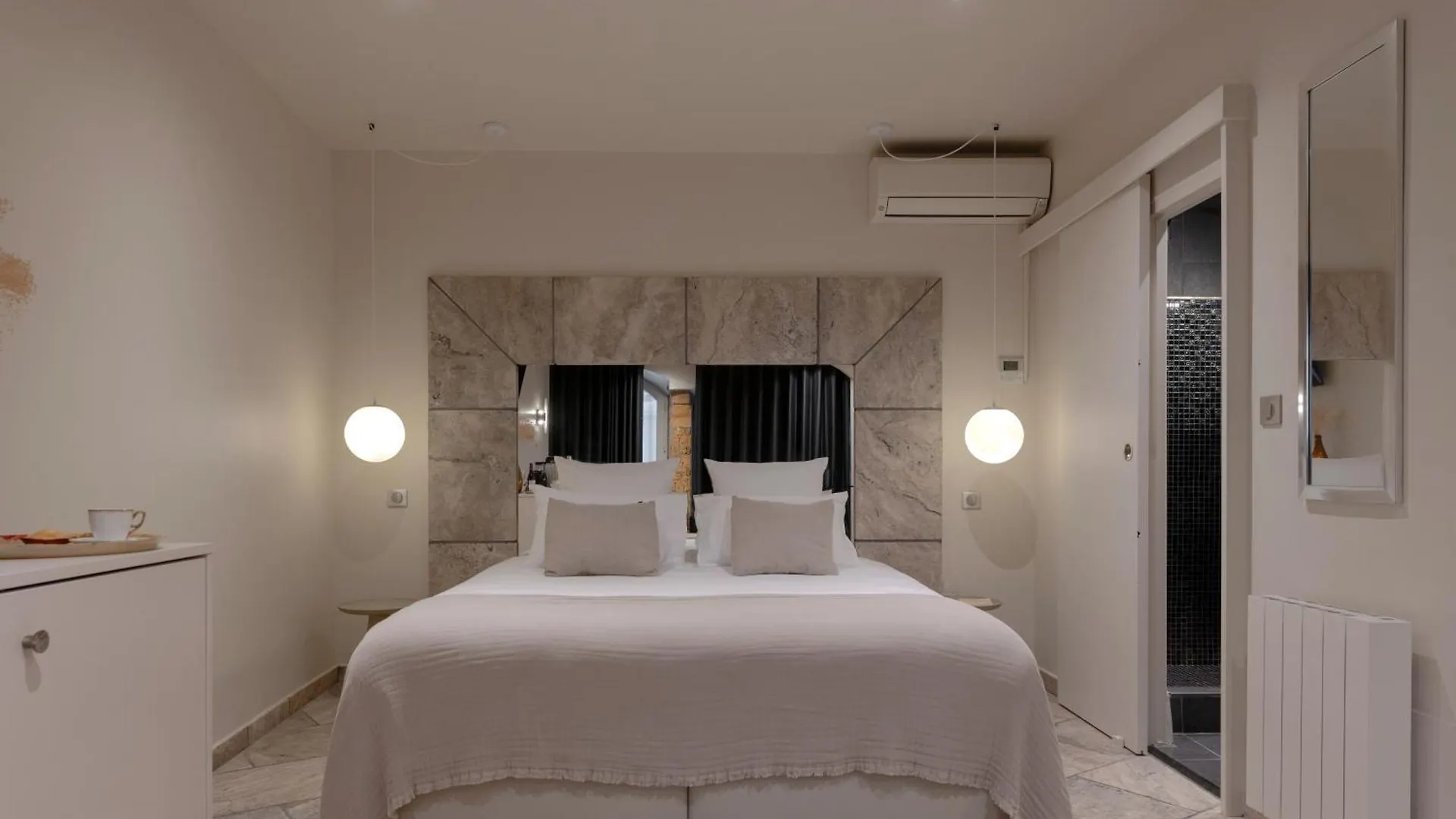 Mihotel Le Gourguillon Lyon 2*,  France